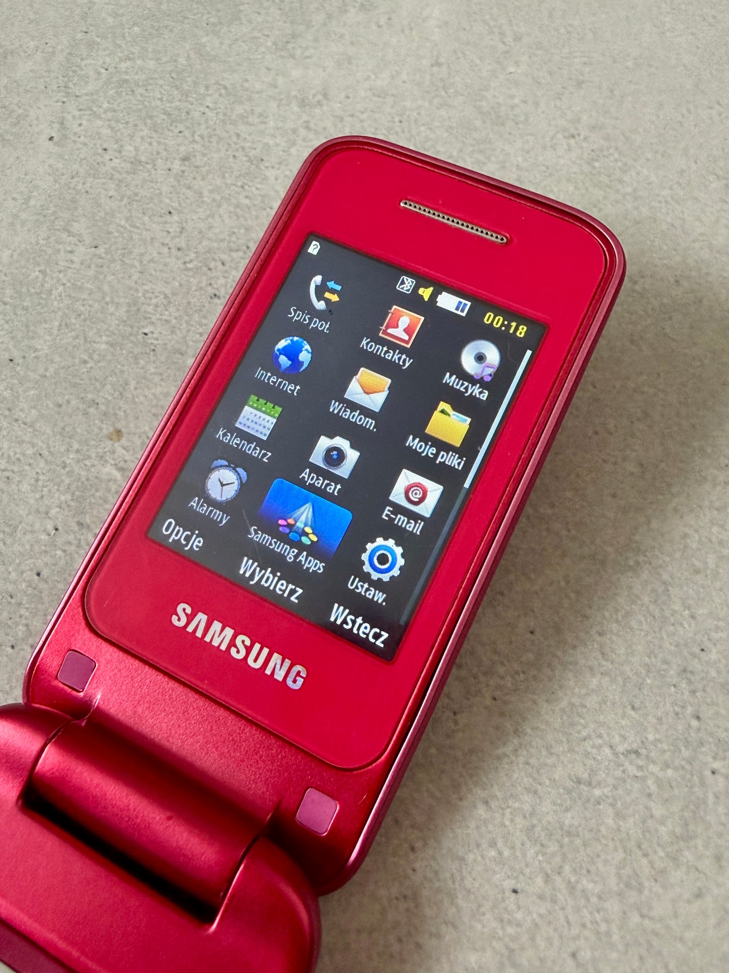 Samsung GT-C3520 LaFleur – New Classic Flip Phone | Unlocked | 